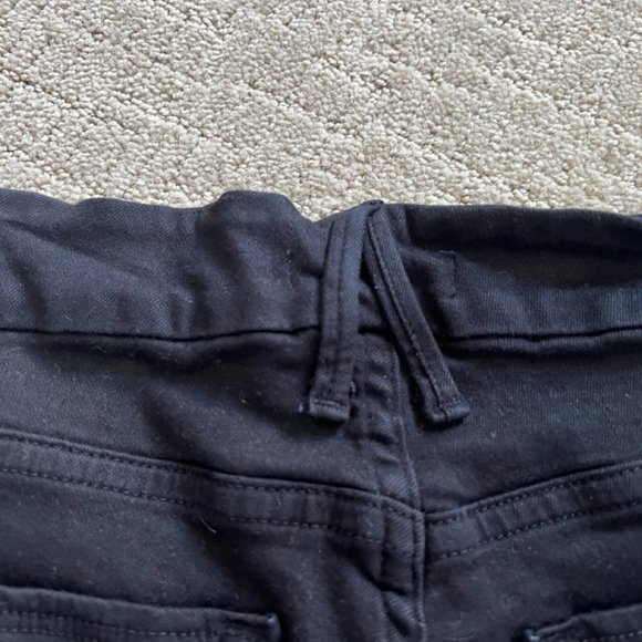 GOOD AMERICAN Distressed bombshell shorts, 00/24, Black - Picture 4 of 5